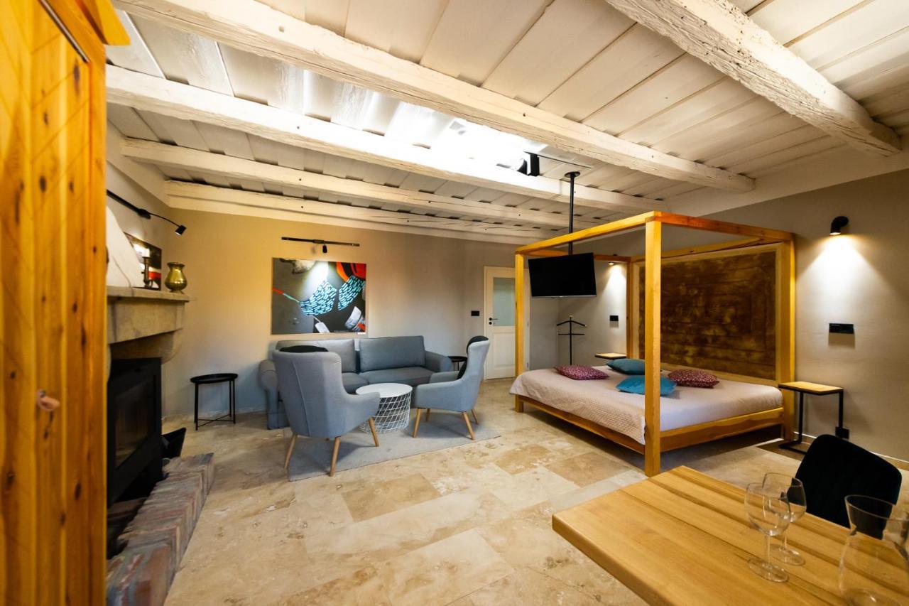 Hotel Desatero Mikulov Buitenkant foto
